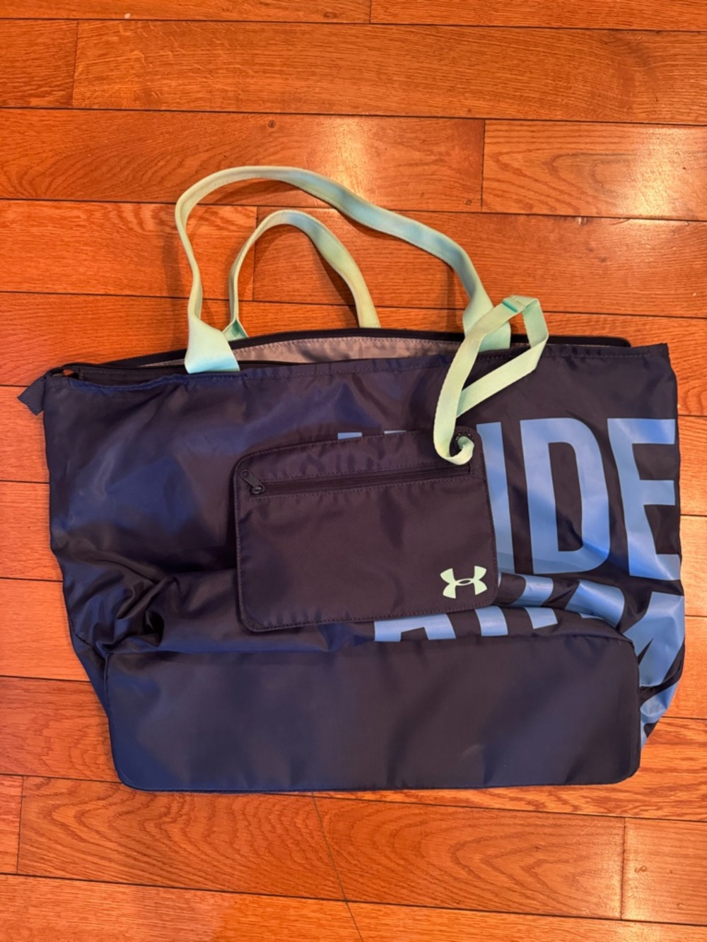 Under Armour Navy Duffel Bag & Wristlet Set • EUC • Light Strap Wear